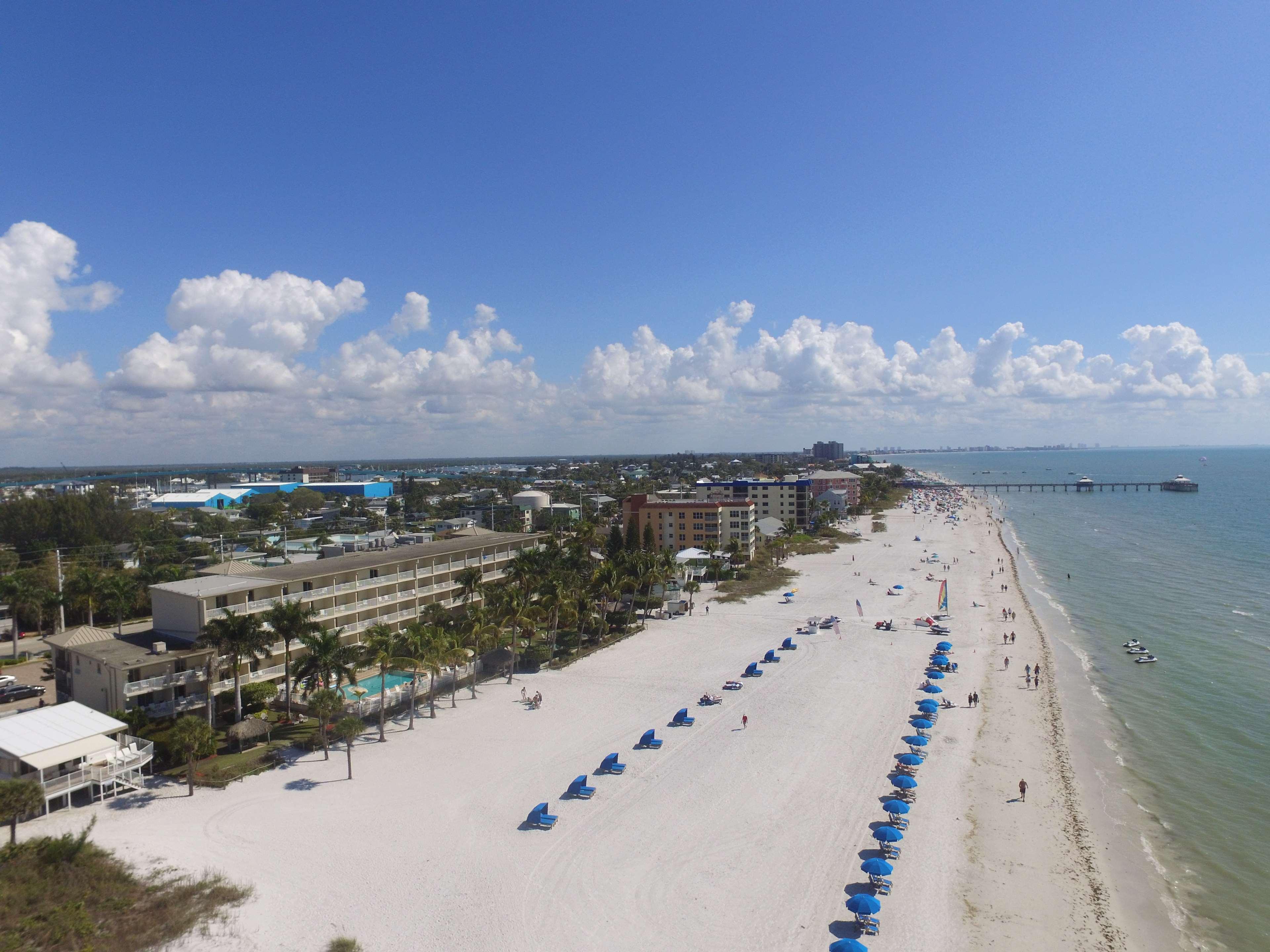 Best Western Plus Beach Resort Fort Myers Beach Exterior photo